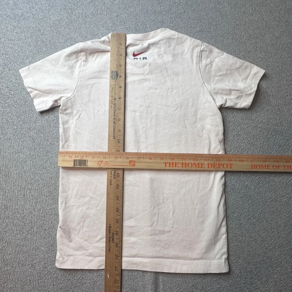Nike T-Shirt Kids Small White Air Swoosh Graphic Tee FV2343-100 Sportswear